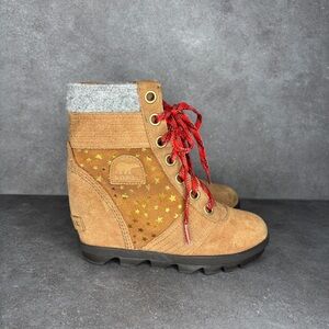 Sorel Lexie Wedge Boots Waterproof Leather Lace Up Foil Stars Tan Youth Girls 1